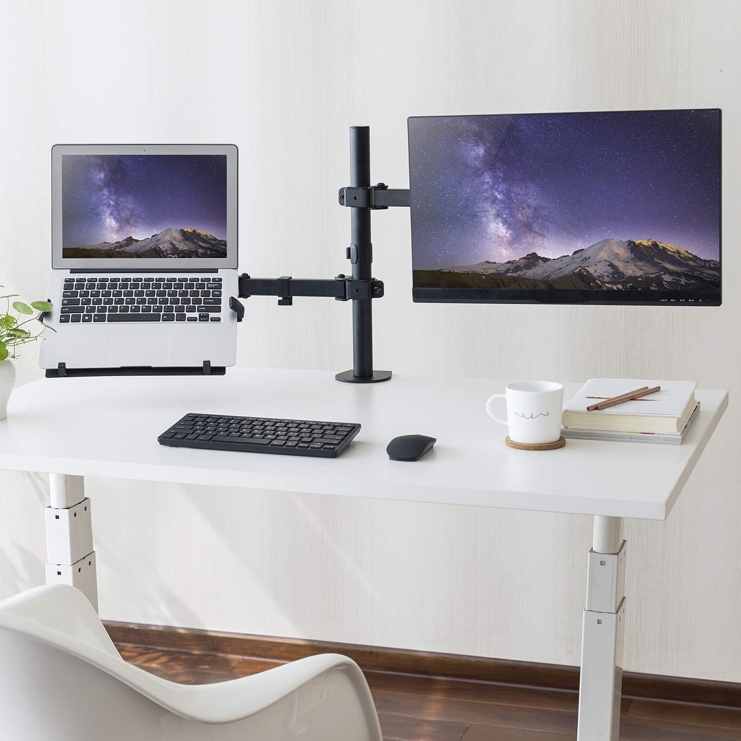 Monitor Arm with VESA Laptop Tray, For a Laptop (4.5kg/9.9lb) and a Single  Display up to 32 (17.6lb/8kg), Black, Vented Tray, Adjustable Laptop Arm