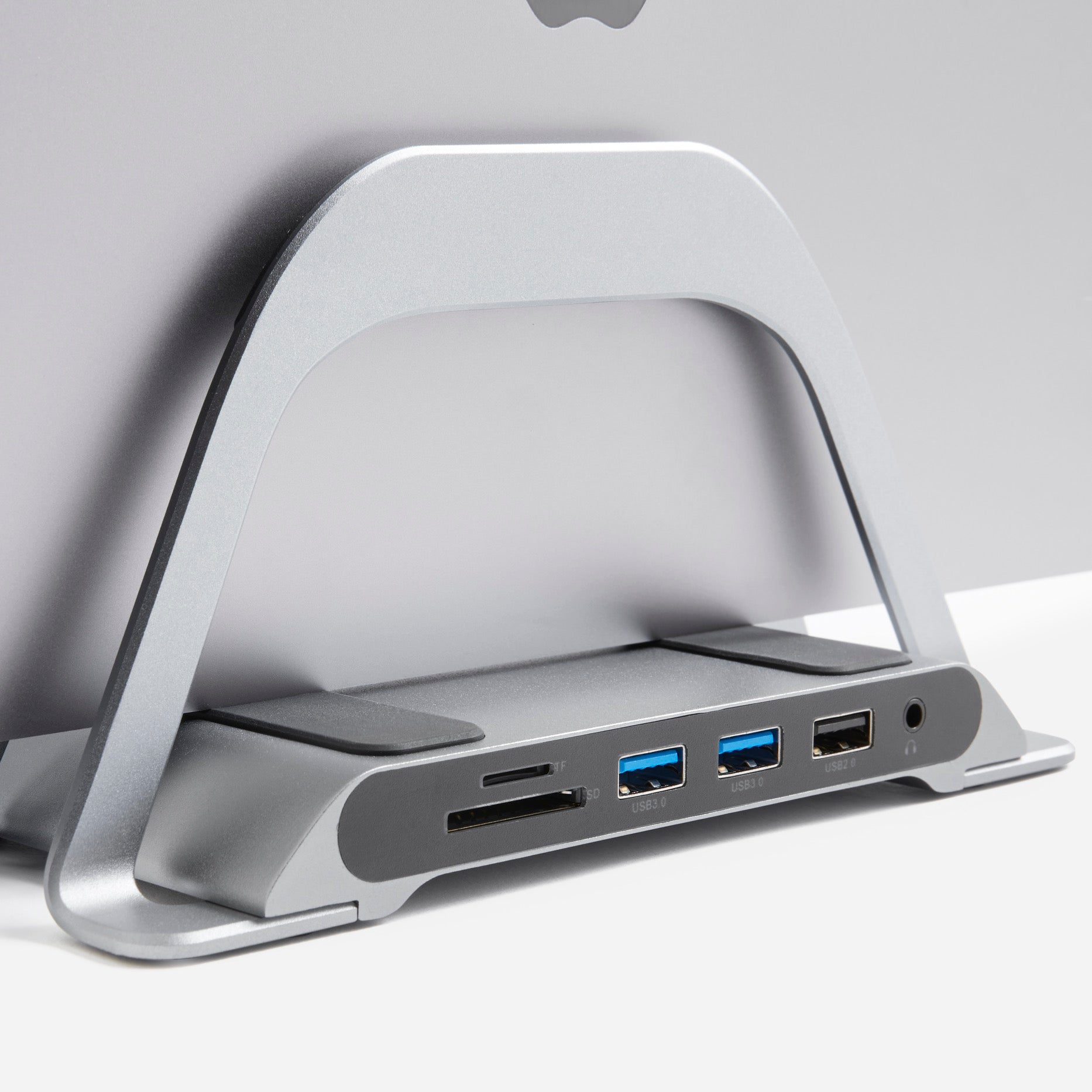 Macbook outlet vertical dock